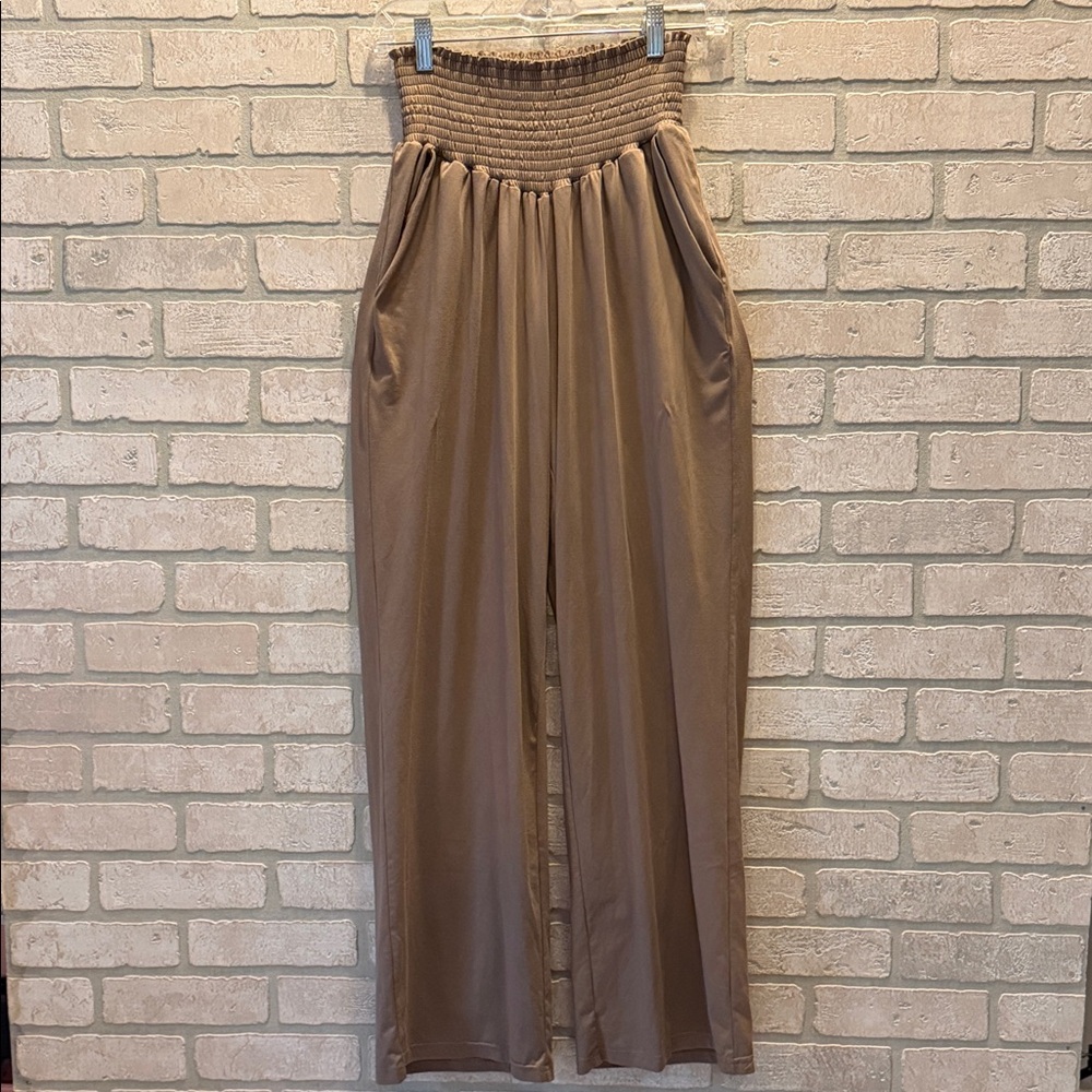 Tarse Tan casual  pants size M